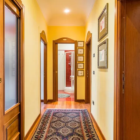 Dimora Esedra, Historical Flat In The Heart Of